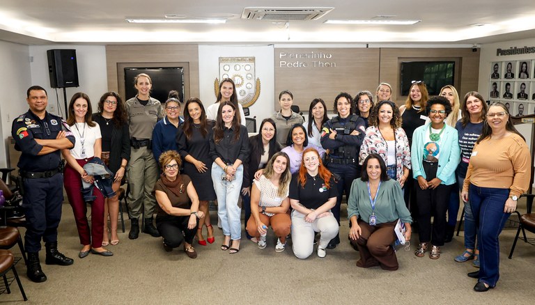 Nova procuradora da Mulher realiza primeira reunião da rede para debater CRM