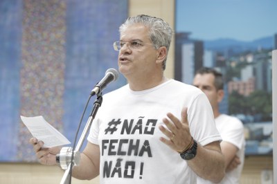 presidente da Associação de Pais e Mestres (Apemem) da EMEF João Goulart, Marcelo Marmitt