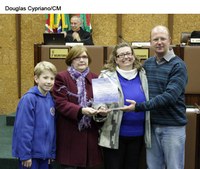 02/08/2011 - Escola Antônio Vieira é homenageada 