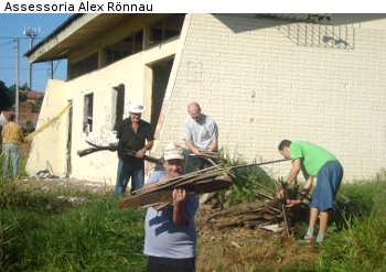 12/04/2010 - Começa mutirão da casa mortuária