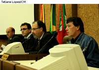 20/05/2010 - Audiência sobre fechamento de acesso da BR lota plenário