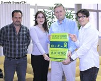 21/09/2011 - Representantes da Trensub incentivam Dia sem Carro 