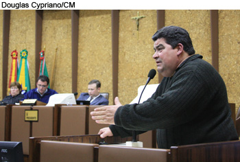 23/08/2011 - Vereadores mantêm vetos a dois projetos 