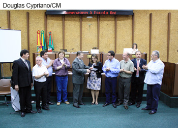 27/09/2011 - Escola Municipal Anita Garibaldi é homenageada