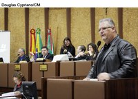 28/07/2011 - Bairro Ideal terá rua Arnaldo Avelino Schmitz 