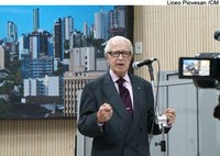 Adalberto Alexandre Snel é homenageado por seus 65 anos de profissão