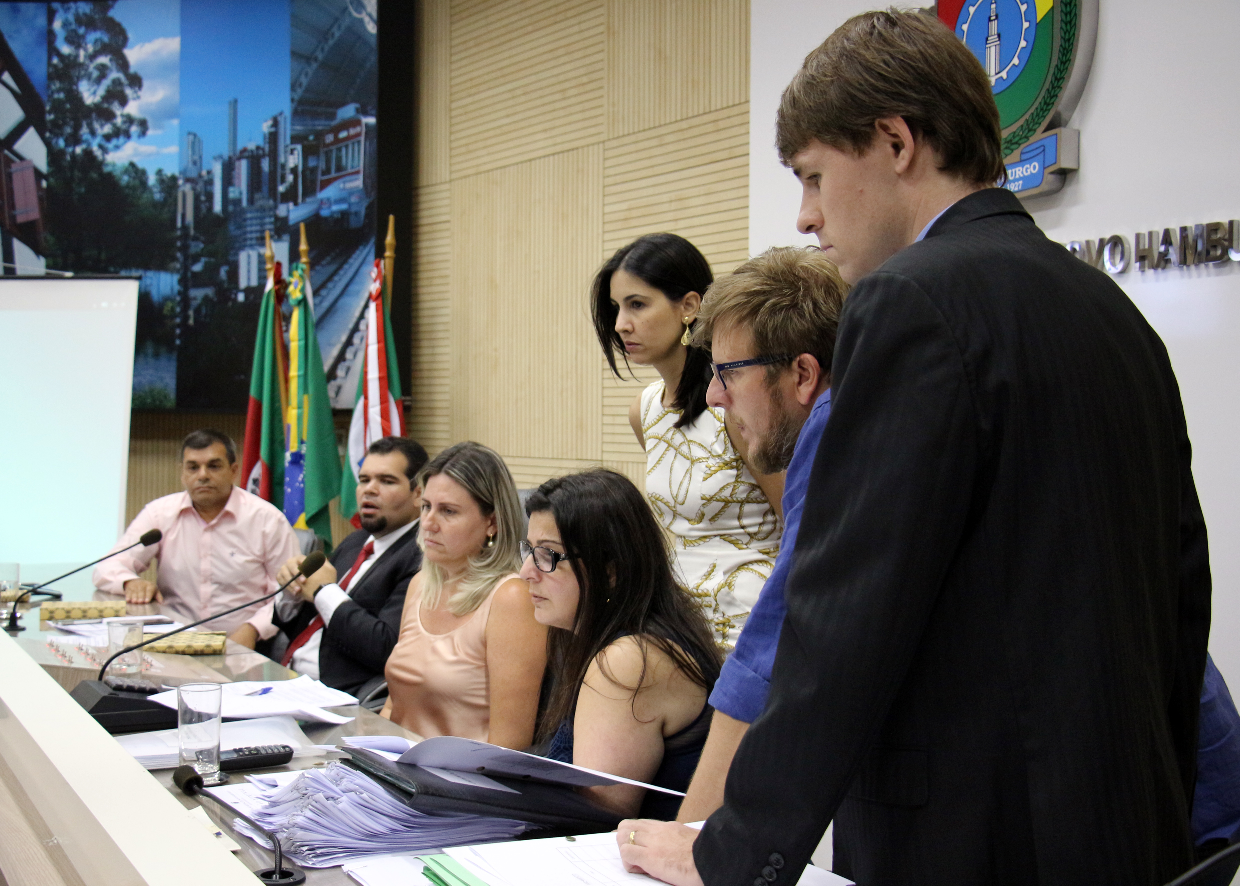 Adiada votação do projeto que institui programa de redução dos veículos de tração animal