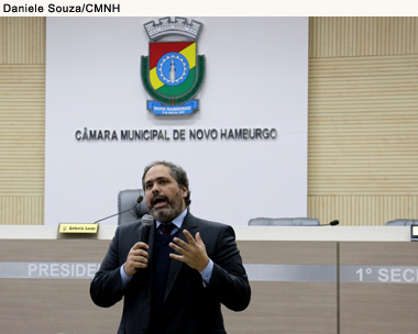 Advogado fala sobre novas regras eleitorais no Plenário na Câmara