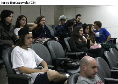 Alunos do Wolfram Metzler visitam a Câmara