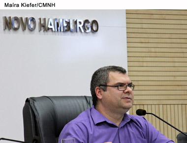 Aprovada entrega de carro da Câmara à Prefeitura 