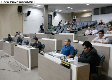 Aprovada permuta de imóveis entre Município e empresas para ampliação de escola