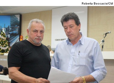 Aprovado em 2º turno desembarque fora das paradas à noite