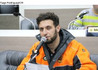 Adiada votação de projeto que trata de divulgação de eventos perto de escolas 