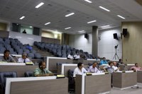 Aprovado projeto que proíbe material de propaganda política nas ruas