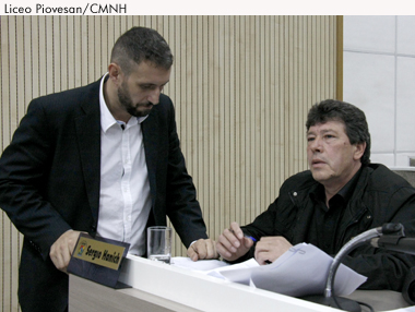 Mantido veto ao projeto que proíbe inaugurações somente com a obra pronta