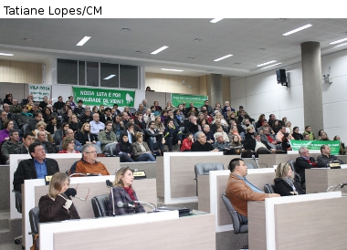 Em audiência pública, moradores questionam empreendimento no Vila Rosa