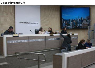 Autorizada contratação de segurança para Câmara Municipal