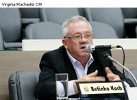 Betinho sugere a construção de bicicletários na praça Punta del Este 