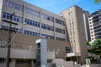 Câmara altera regimento e reforça caráter laico do Estado