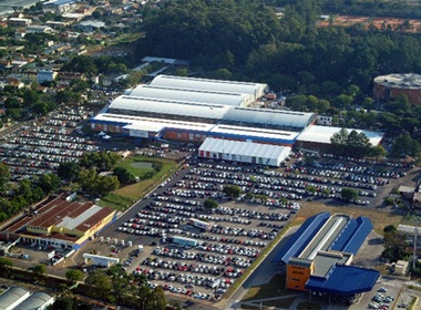 Câmara realiza sessão solene em homenagem aos 55 anos da Fenac