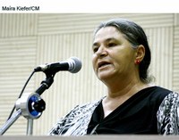 - Cidadã protesta contra nova eleição