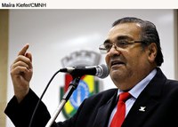 Cidadão saúda prefeita e vereadores pelo início do ano legislativo