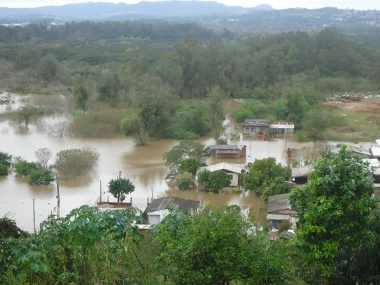 Cidadãos atingidos pelas cheias serão isentos do pagamento de água por seis meses