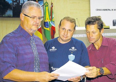 Comissão de Saúde sugere punição para quem não mantém seu pátio limpo