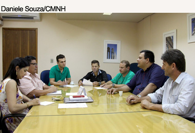 Comissão Representativa autoriza licitação para TV Câmara