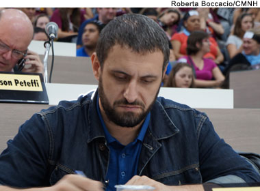 Concessionária de energia deverá alinhar os fios e realizar manutenção dos postes