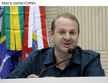 Cristiano Coller pede implantação do 6º ano na escola Imperatriz Leopoldina