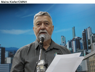 CVV alerta que a cada 45 minutos um brasileiro comete suicídio