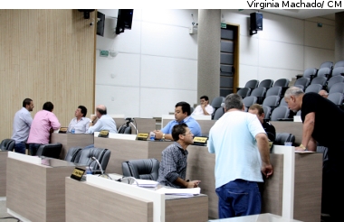 Em sessão extraordinária, 10 projetos de lei são aprovados 