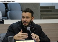 Em vista PL que dispõe sobre atendimento preferencial em estabelecimentos públicos, bancários e comerciais