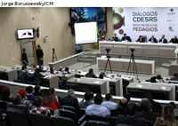 Encontro debate modelo comunitário de pedágio