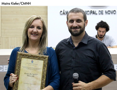 Escola Irmão Nilo é homenageada por seus 15 anos