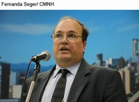 Especialista apresenta projeto sobre energia solar