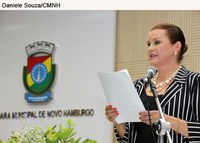 Fátima Daudt, primeira mulher eleita para a Prefeitura de Novo Hamburgo, é empossada
