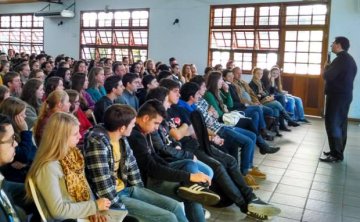 Gabinete: Câmara terá sessão solene em homenagem aos 40 anos do CLJ 