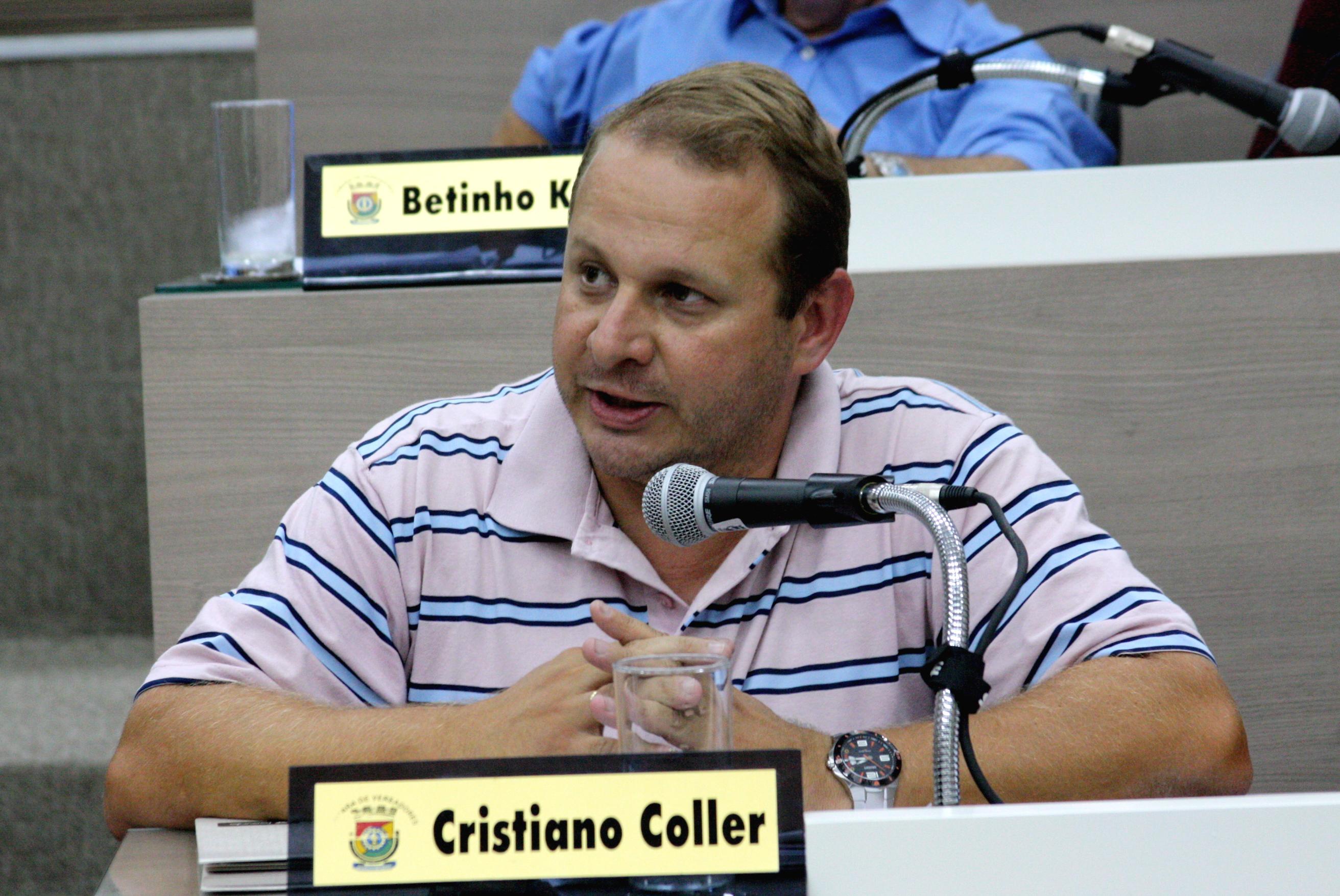 Gabinete: Cristiano Coller escolhe comissões para 2015 