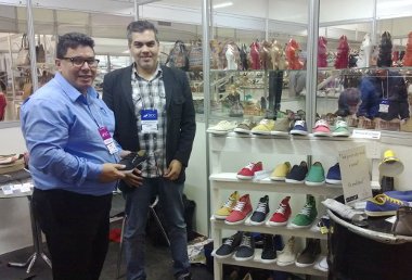 Gabinete: Brizola verifica participação de empreendedores de NH no SICC