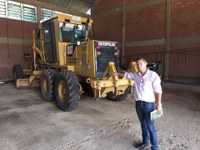 Gabinete: Jorge Tatsch solicita o conserto da patrola usada no bairro Santo Afonso