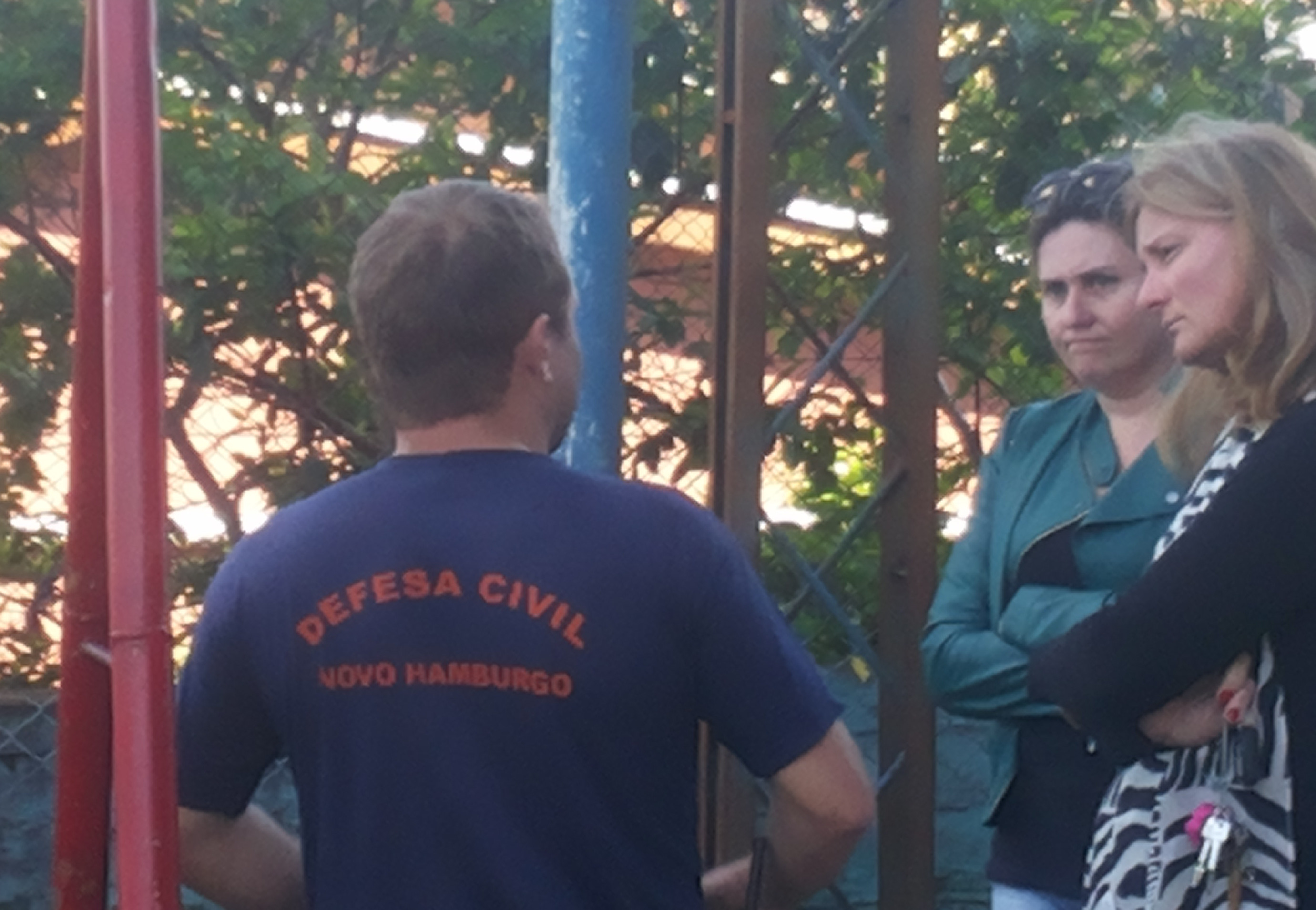 Gabinete: Patrícia convoca Defesa Civil para vistoria na escola Affonso Penna