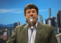 Gabinete: Serjão apresenta dois projetos na área da saúde em menos de 60 dias