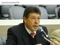 Gabinete: Serjão defende emenda que beneficiará herdeiros dos taxistas