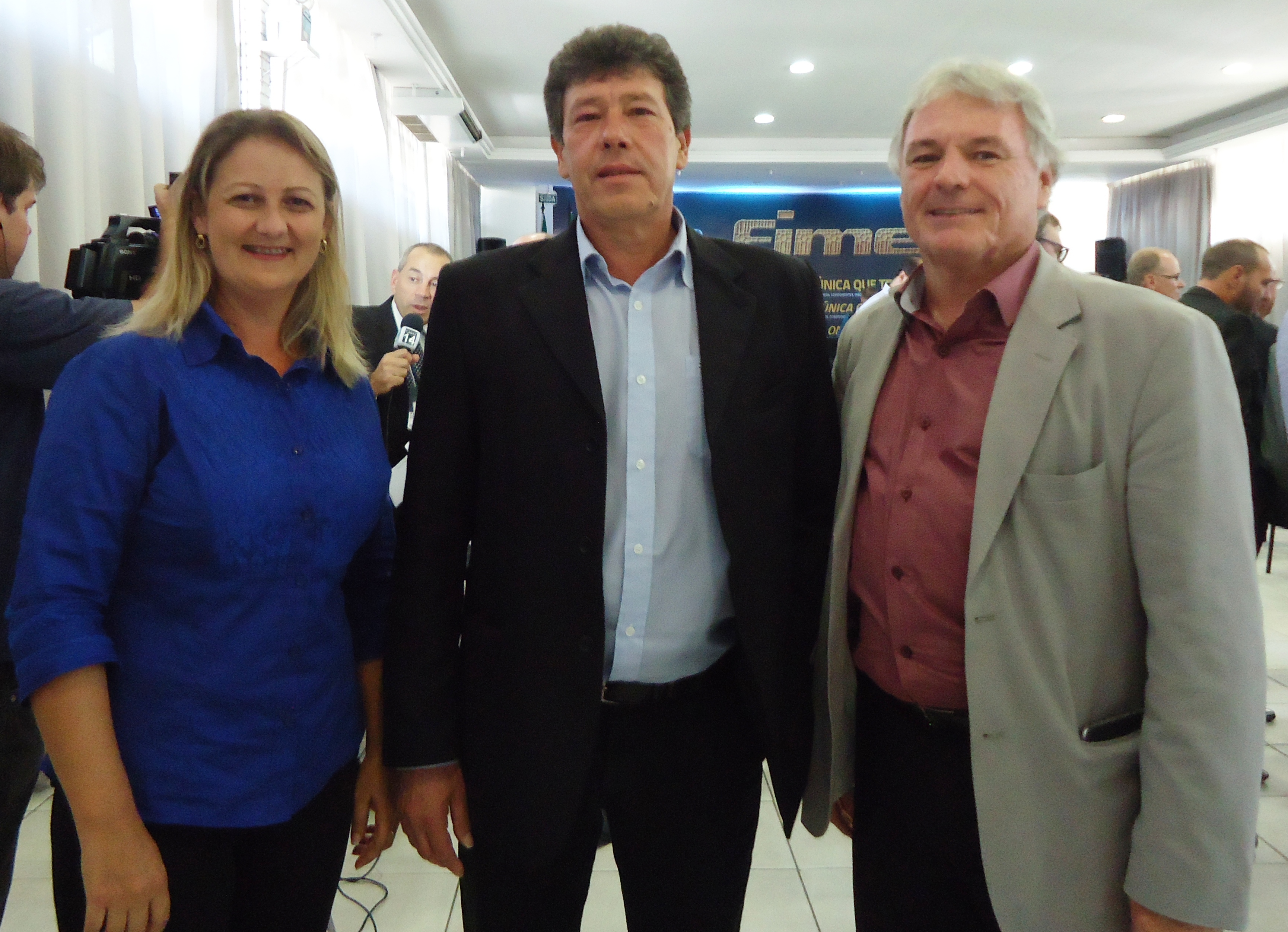 Gabinete: Serjão participa da abertura da Fimec 2015
