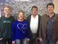 Gabinete: Serjão recebe em seu gabinete liderança de Canudos