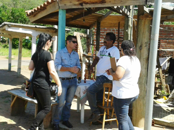 Gabinete: Tatsch verifica carências do bairro Vila Diehl 