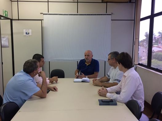 Gabinete: Vereador Felipe e Comissão de Saúde reúnem-se com secretário municipal de Saúde