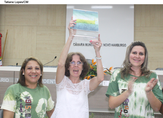 Alunos do Colégio Ignácio Plangg recebem homenagem pelo projeto Ecodesign